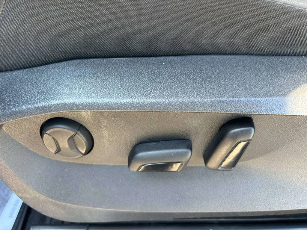 2024 Volkswagen Tiguan Comfortline R-Line Black Edition in Saint-Georges, Quebec - 11 - w1024h768px