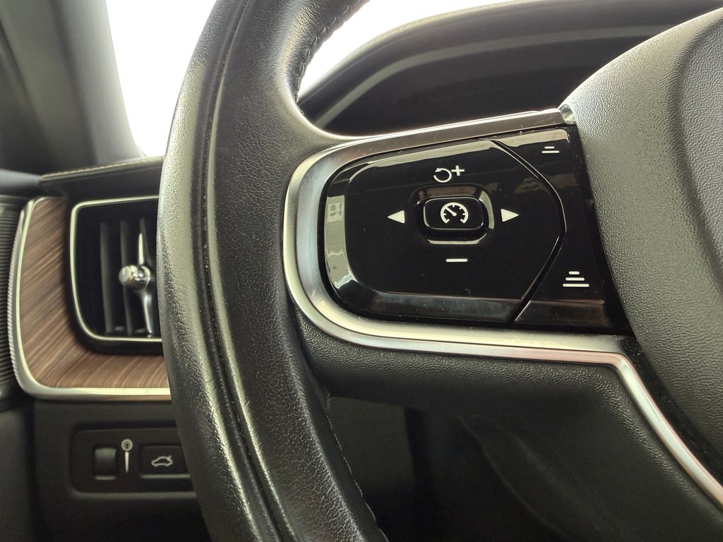 Volvo XC60 Recharge T8 eAWD PHEV Inscription Extended Range 2022 à Saint-Georges, Québec - 13 - w1024h768px