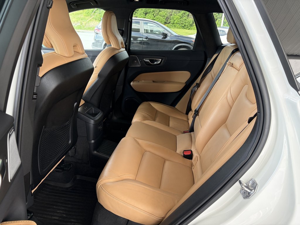 Volvo XC60 Recharge T8 eAWD PHEV Inscription Extended Range 2022 à Saint-Georges, Québec - 20 - w1024h768px