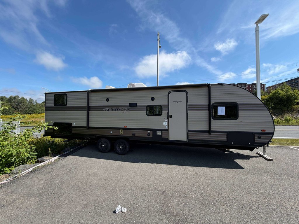 2020 WILDWOOD 273QBXL in Saint-Georges, Quebec - 1 - w1024h768px