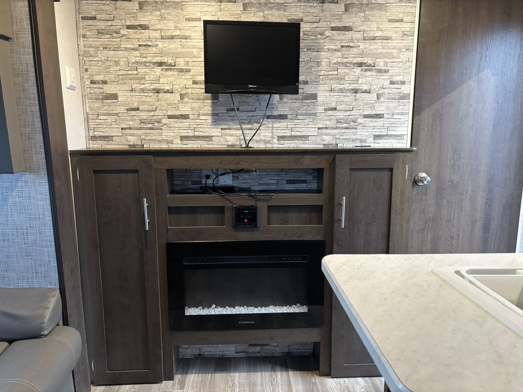 2020 WILDWOOD 273QBXL in Saint-Georges, Quebec - 13 - w1024h768px