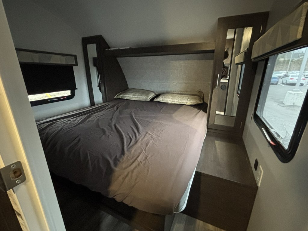 2020 WILDWOOD 273QBXL in Saint-Georges, Quebec - 8 - w1024h768px