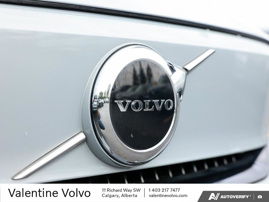 2024 Volvo C40 Recharge Pure Electric Core-7