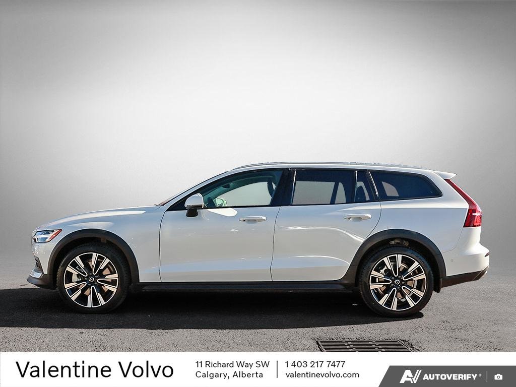 2025 Volvo V60 Cross Country Plus-2