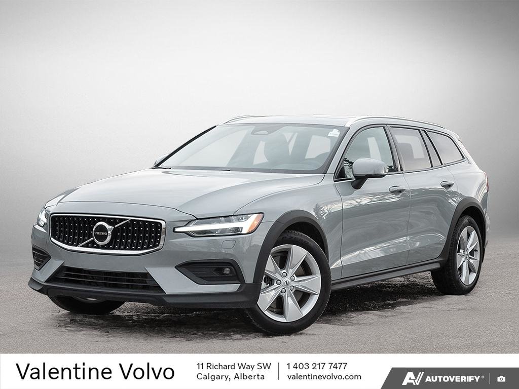 2025 Volvo V60 Cross Country Core-0
