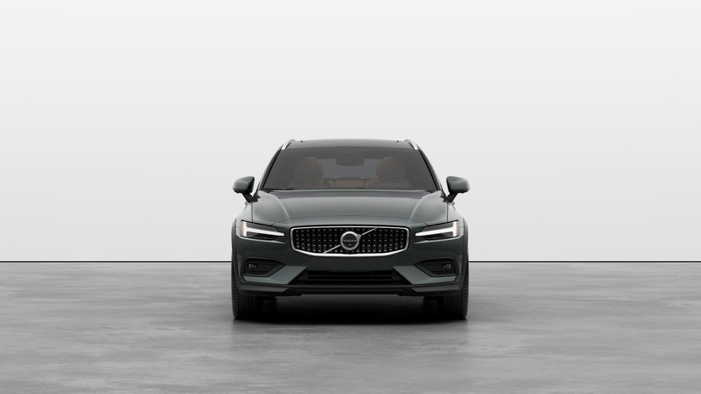 2026 Volvo V60 Cross Country Ultra-2