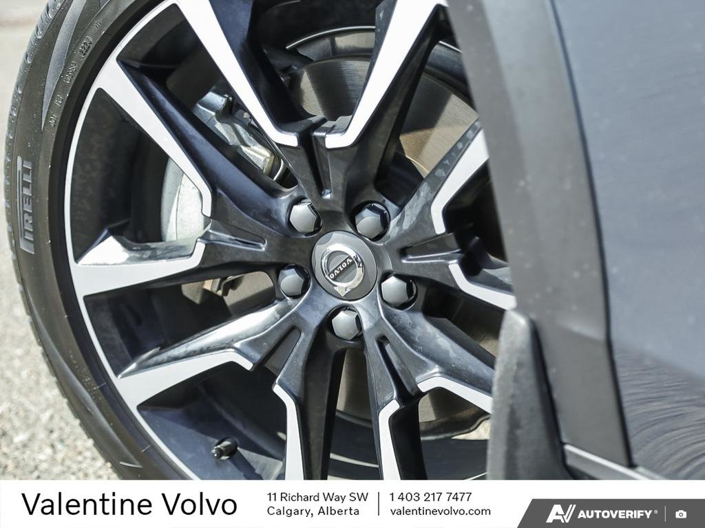 2025 Volvo V90 Cross Country Plus-5