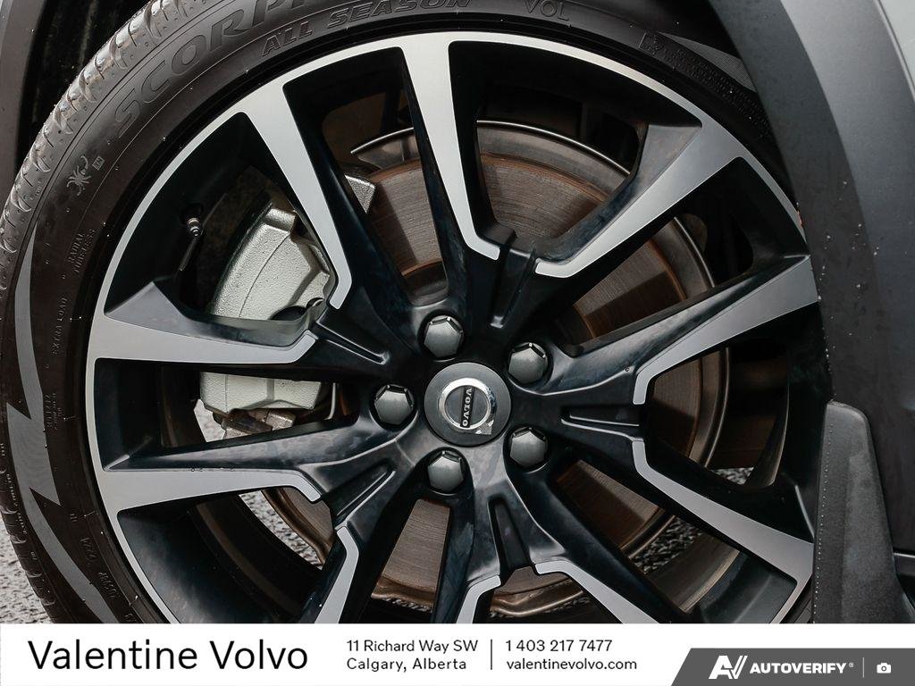 2025 Volvo V90 Cross Country Plus-5