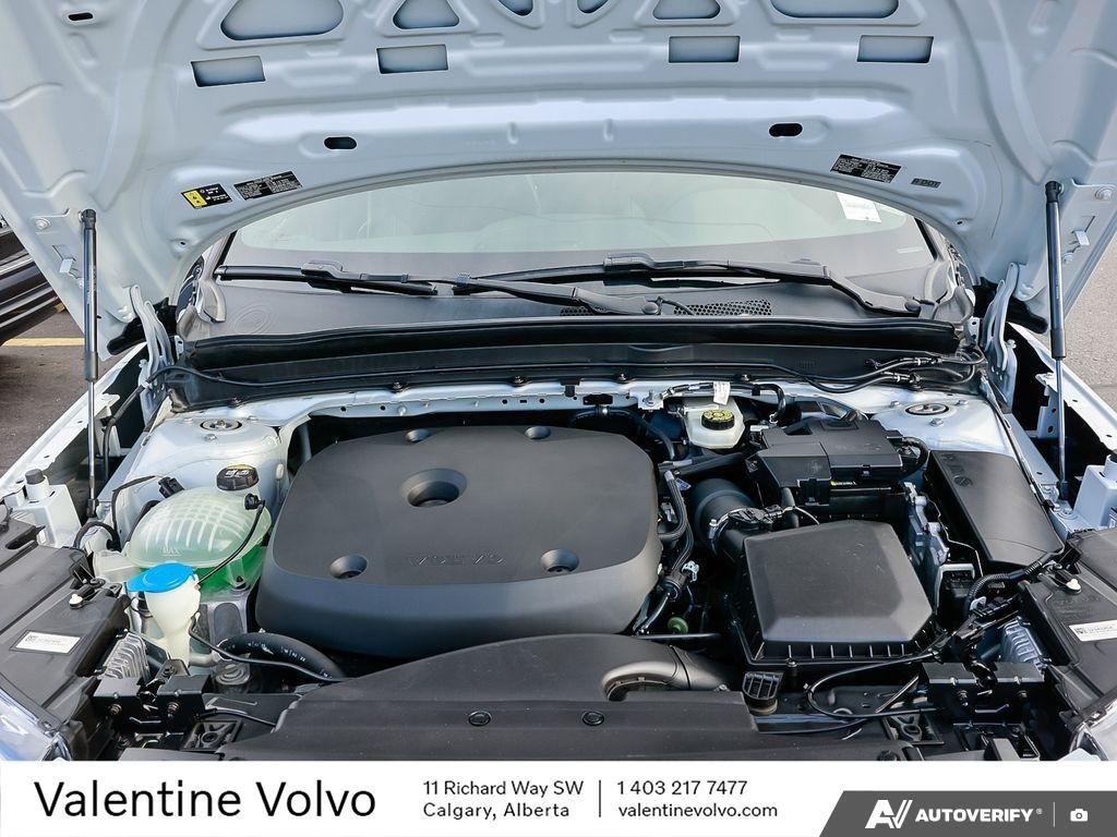 2022 Volvo XC40 R-Design-6