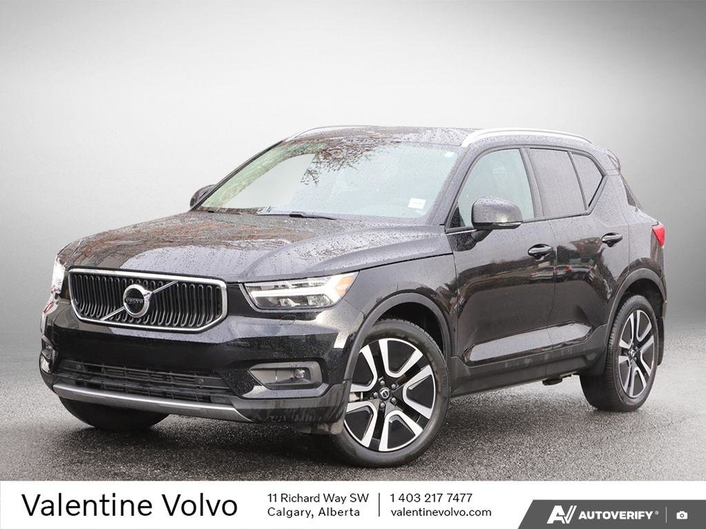 2022 Volvo XC40 Momentum-0