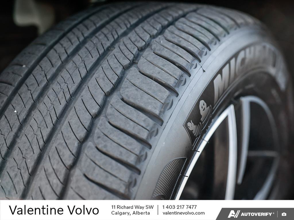 2025 Volvo XC40 Core Bright Theme-6