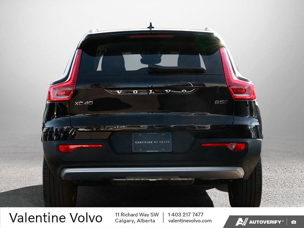 2025 Volvo XC40 Core Bright Theme-4