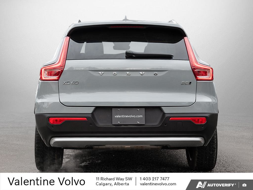 2025 Volvo XC40 Core Bright Theme-4