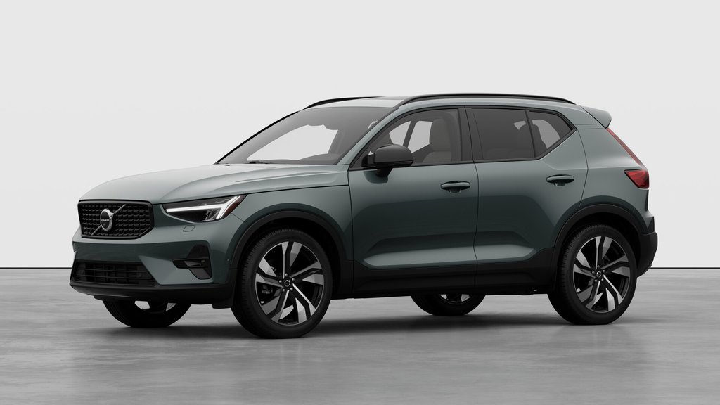 2026 Volvo XC40 Plus (Dark Theme)-0