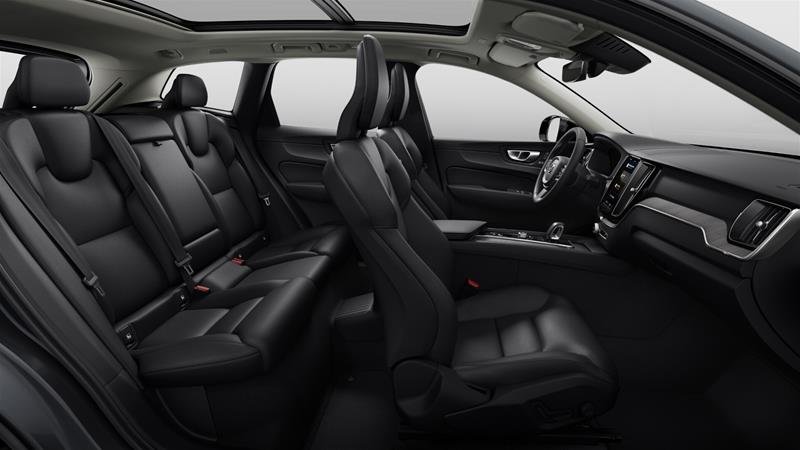 2025 Volvo XC60 Plug-in hybrid Plus-4