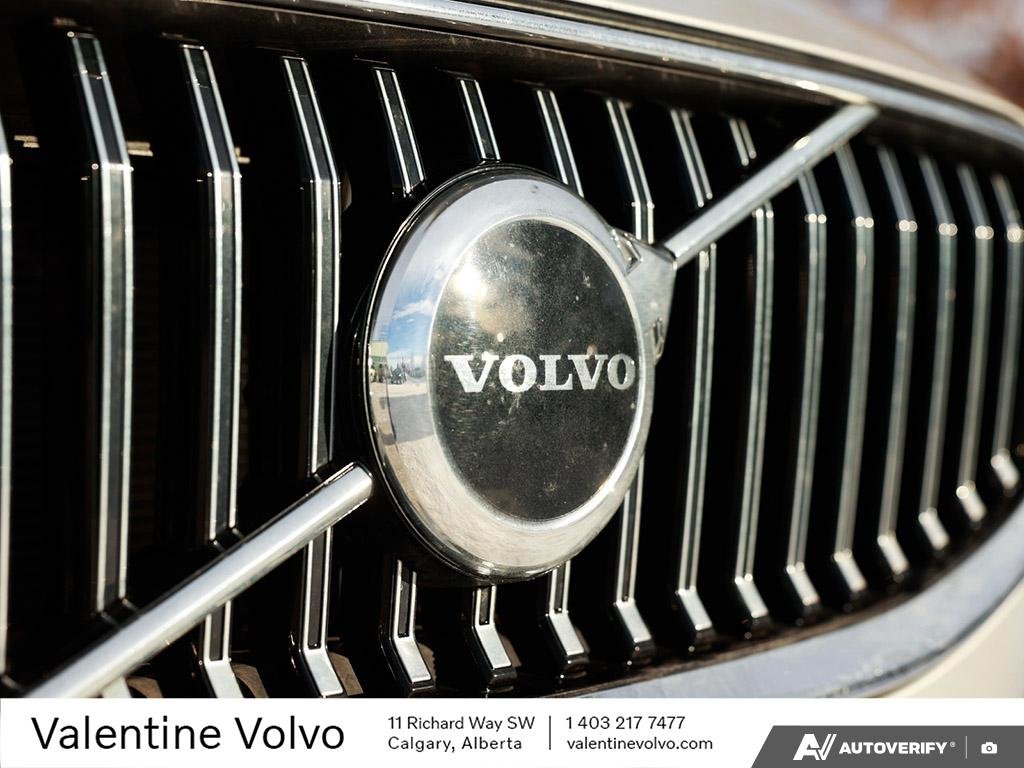 2022 Volvo XC60 Recharge Inscription Expression-7