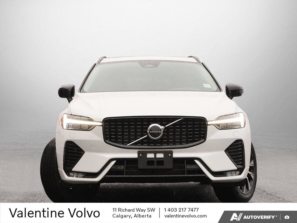 2025 Volvo XC60 Core Dark Theme-1