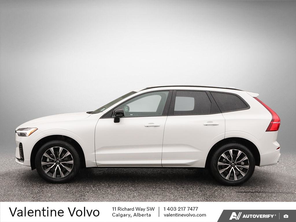 2025 Volvo XC60 Core Dark Theme-2