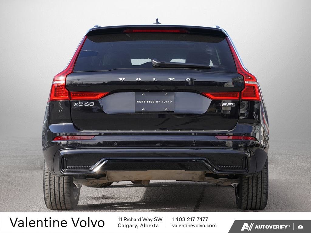 2025 Volvo XC60 Plus Dark Theme-4