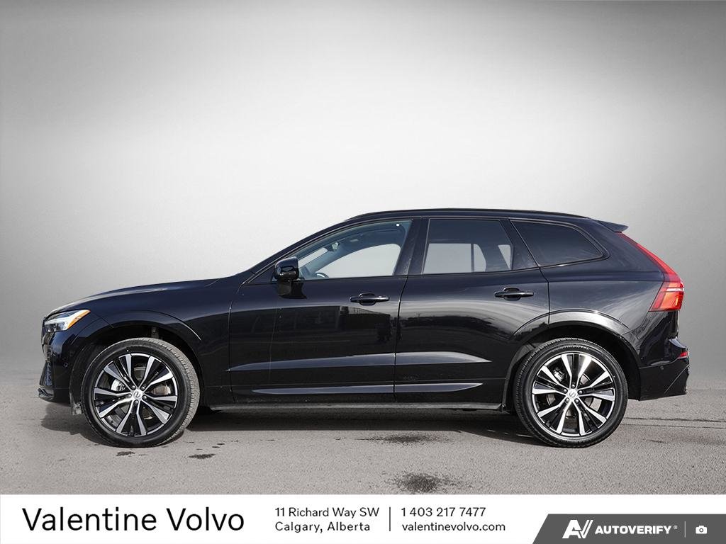 2025 Volvo XC60 Plus Dark Theme-2
