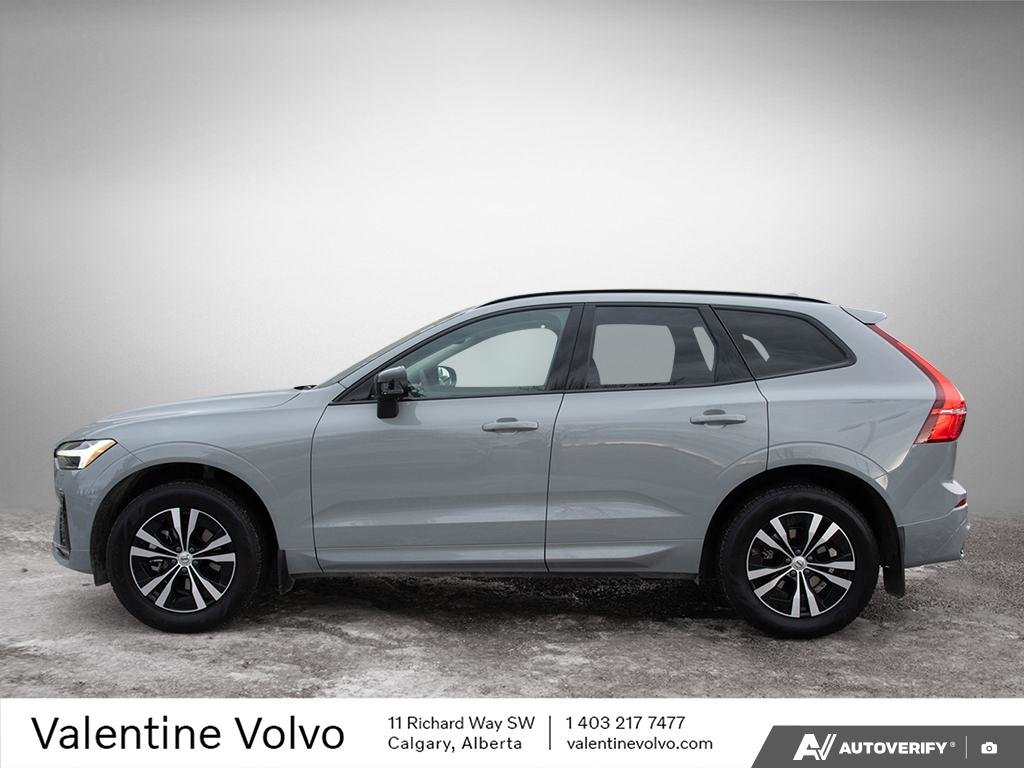 2025 Volvo XC60 Core Dark Theme-2