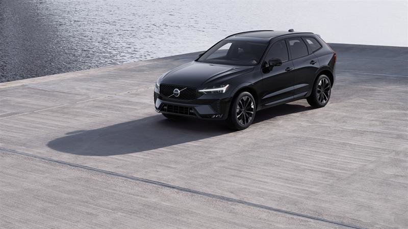 2026 Volvo XC60 Plus Dark Theme-1