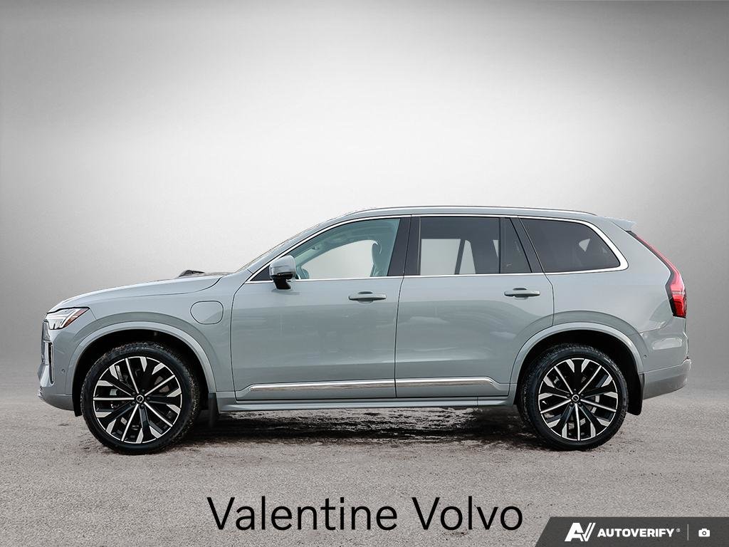 2025 Volvo XC90 Plug-In Hybrid Ultra Bright Theme-2