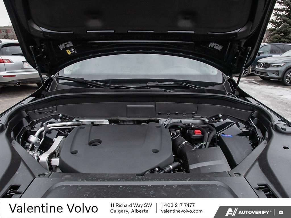 2025 Volvo XC90 Core Bright Theme-7