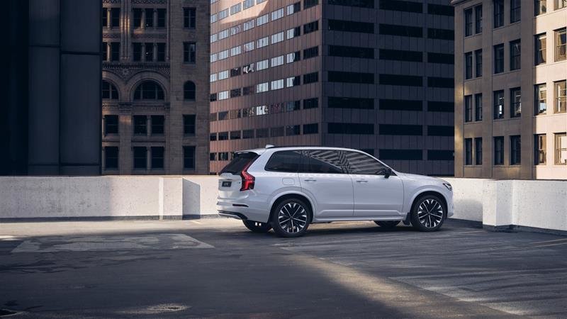 2026 Volvo XC90 Plus 7-Seater (Dark Theme)-4
