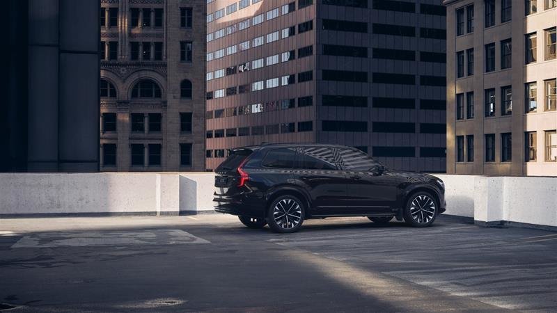 2026 Volvo XC90 Plus 7-Seater (Dark Theme)-1