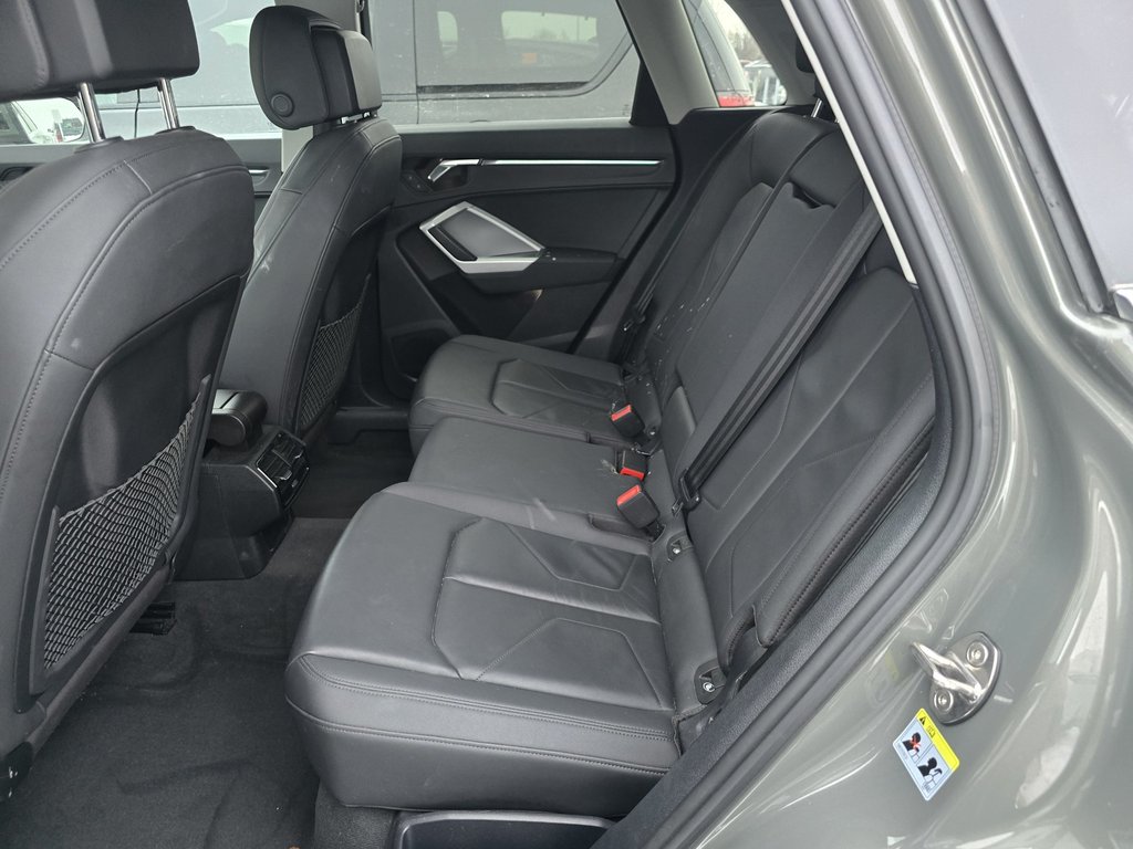 Audi Q3 Progressiv S-Line 2022-6