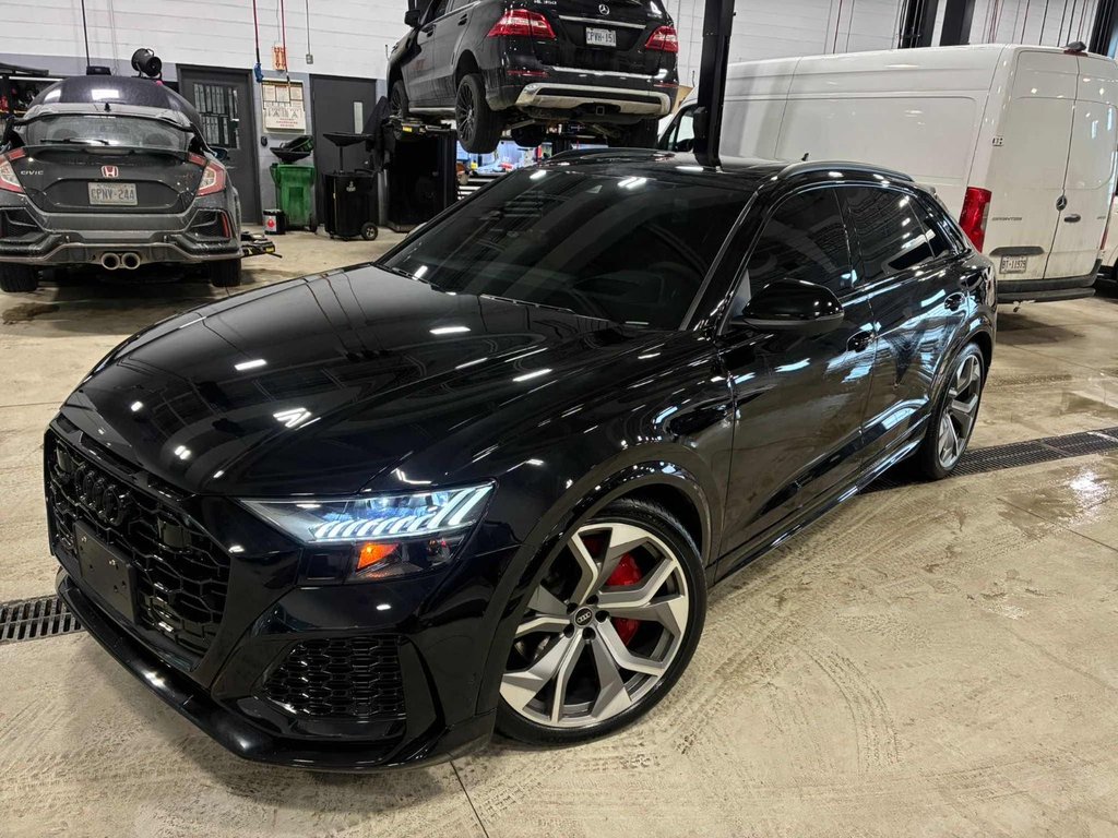 Audi RS Q8 591 HP QUATTRO - BLACK OPTICS PACKAGE 2022-0