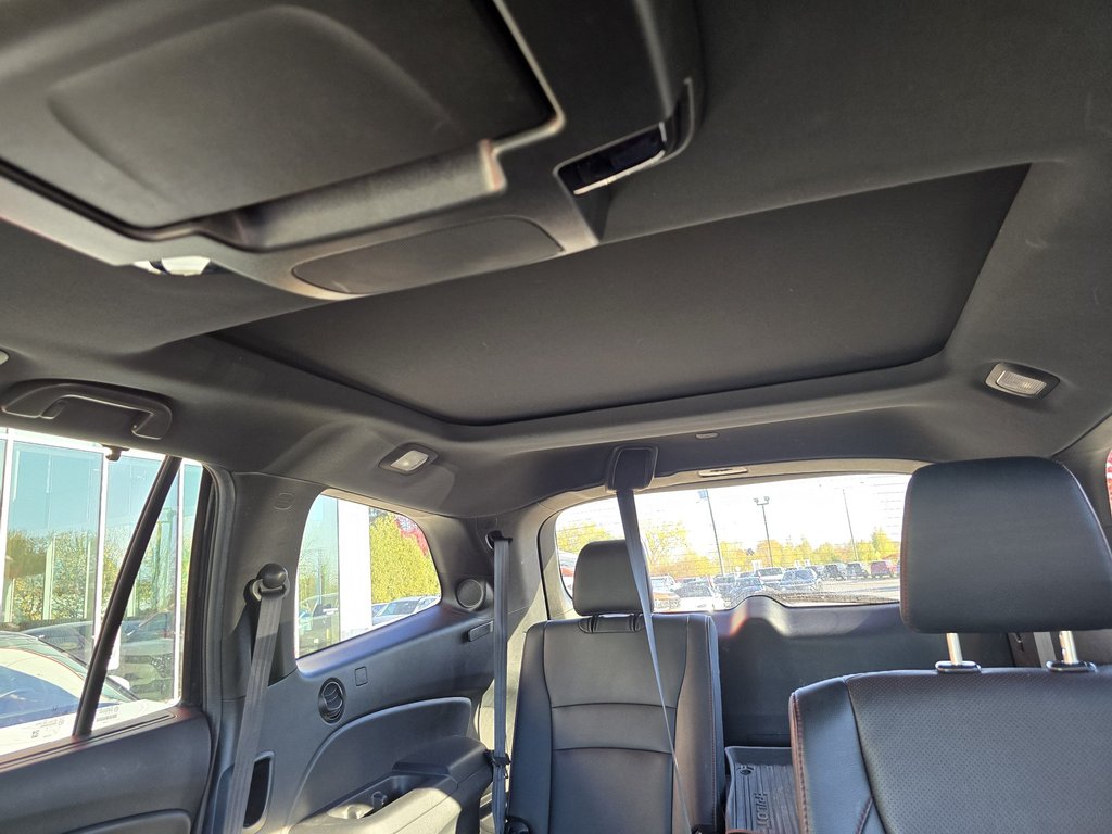 2022 Honda Pilot Black Edition-6
