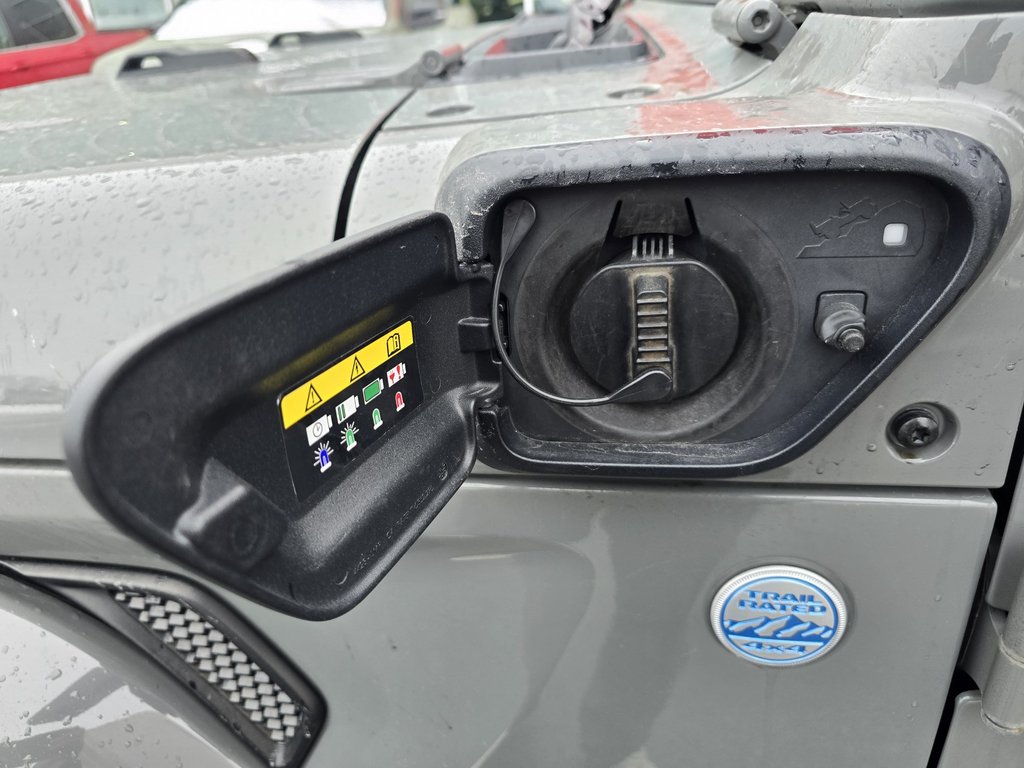 Jeep Wrangler 4xe Unlimited Sahara 2021-3