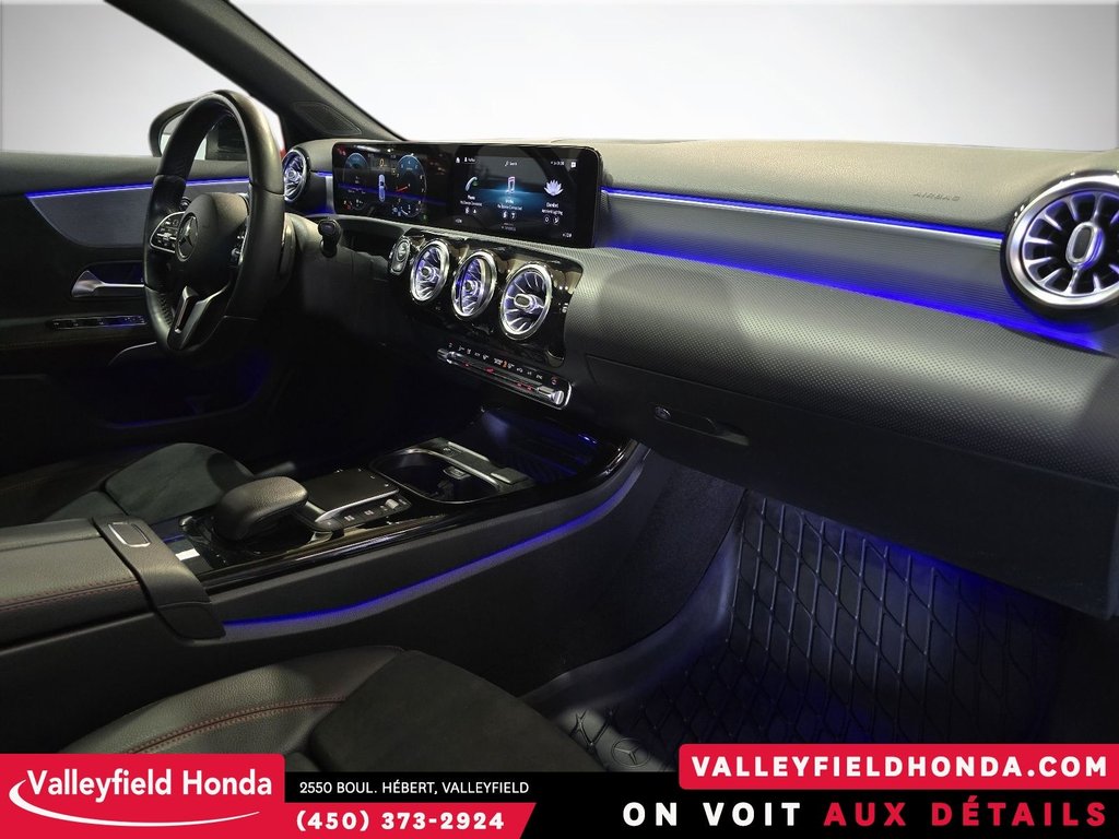 2021 Mercedes-Benz A-Class A 250 4MATIC TOIT PANO-3