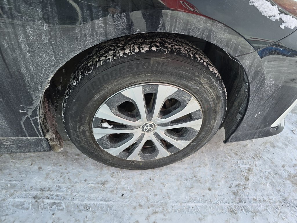 Toyota Prius Prime Upgrade 2021-6