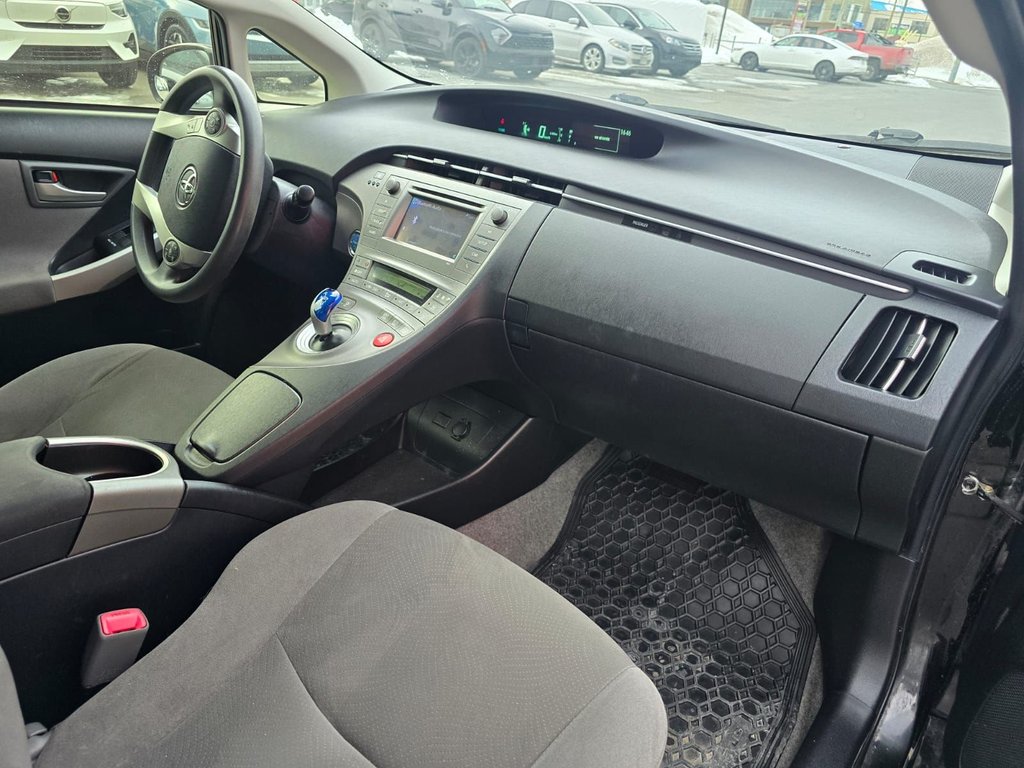 Toyota Prius HYBRIDE - FIABLE & ECONOMIQUE 2013-4