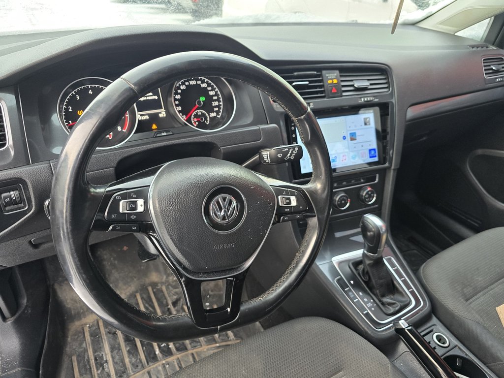 Volkswagen Golf  2019-4