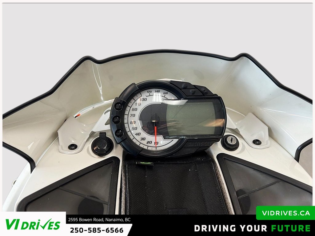 2015 Arctic Cat M-8000 SNOWMOBILE-3
