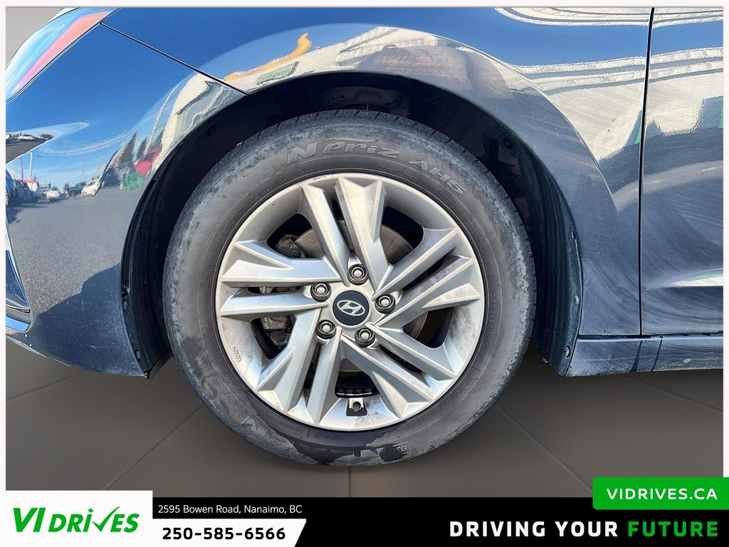 2020 Hyundai Elantra Preferred-6