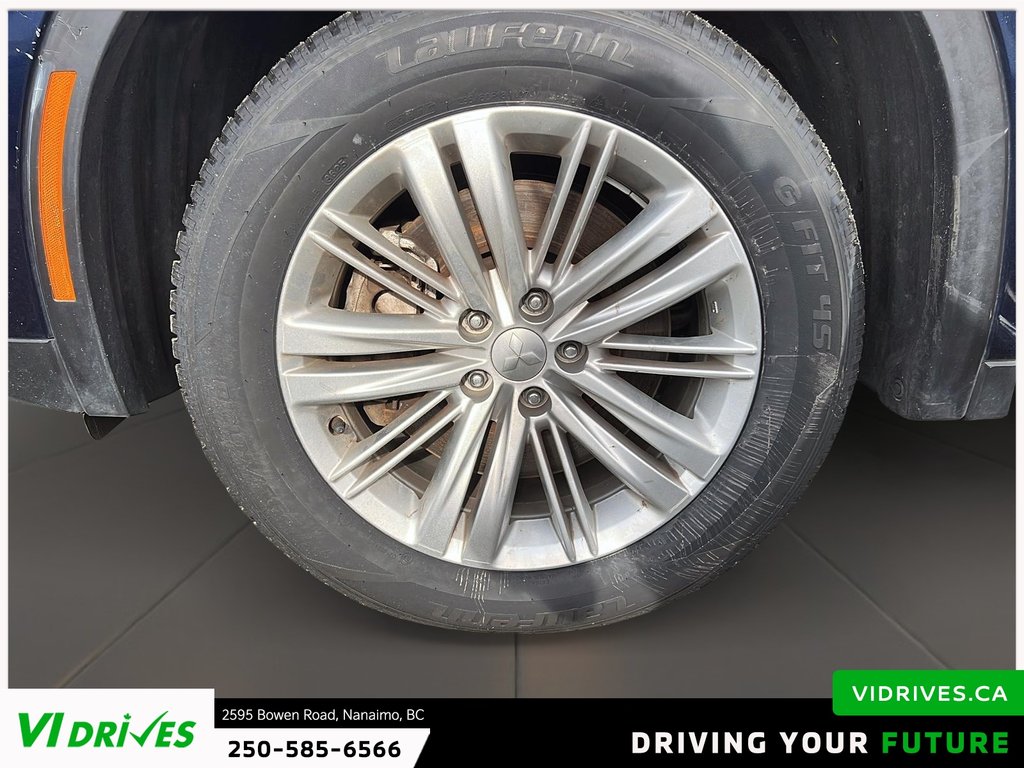 2024 Mitsubishi Outlander ES-5