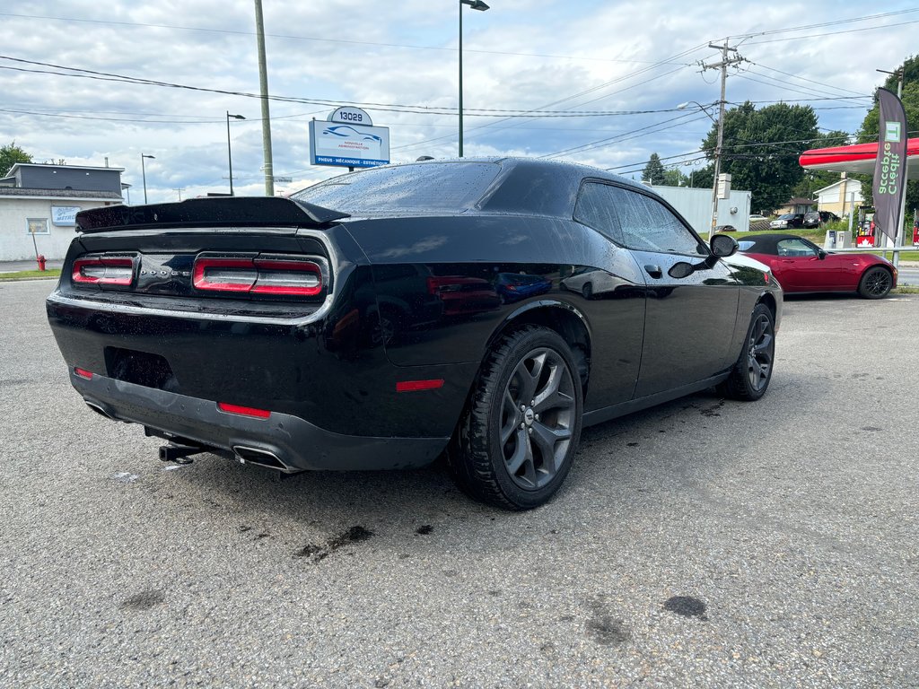 Challenger SXT Plus 2016 à Québec, Québec - 13 - w1024h768px