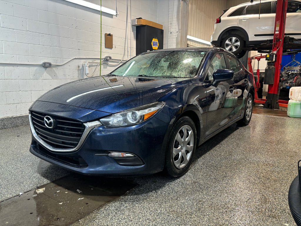 Mazda 3 GX 2018 à Québec, Québec - 1 - w1024h768px