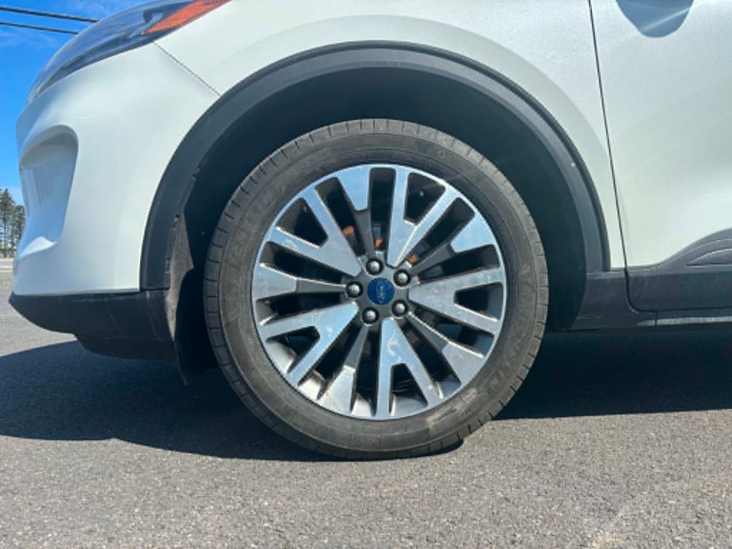 2021 Ford Escape SE   AWD ENSEMBLE DECOR SPORT in Matane, Quebec - 18 - w1024h768px