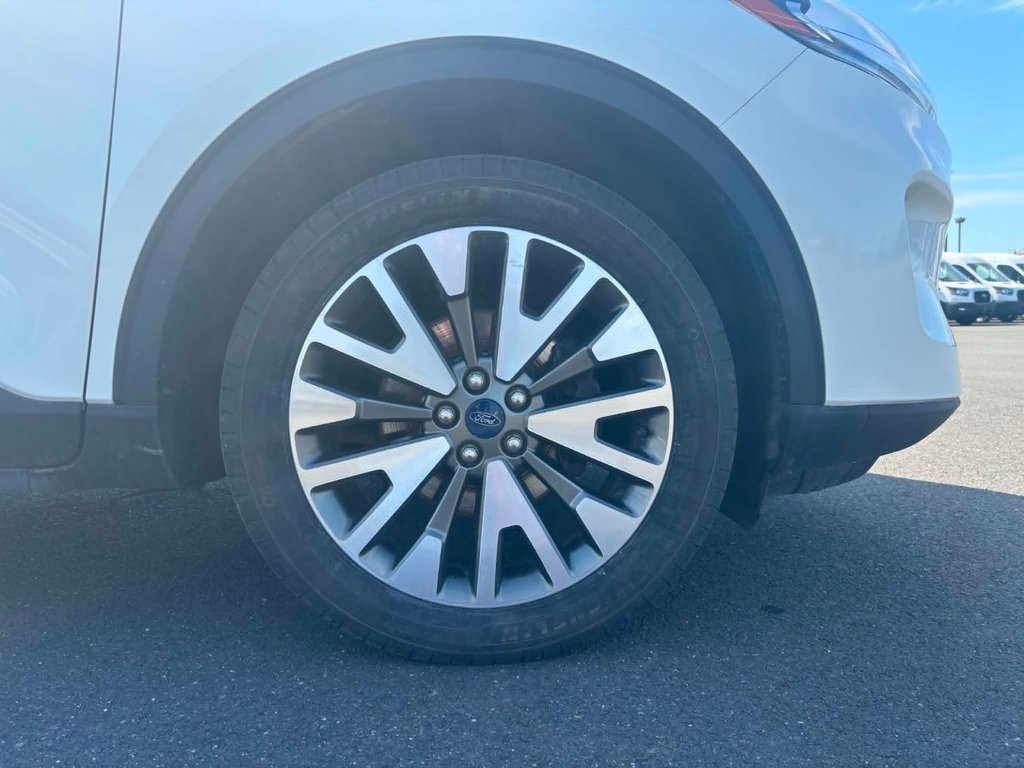 2021 Ford Escape SE   AWD ENSEMBLE DECOR SPORT in Matane, Quebec - 14 - w1024h768px