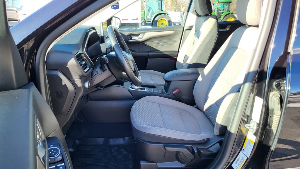 Ford Escape SE AWD 2021 à Matane, Québec - 16 - w1024h768px
