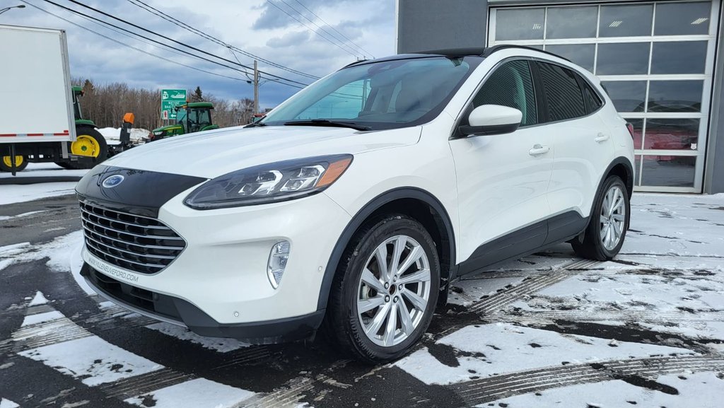 2022 Ford Escape Titanium ÉLITE  Hybrid  AWD in Matane, Quebec - 12 - w1024h768px