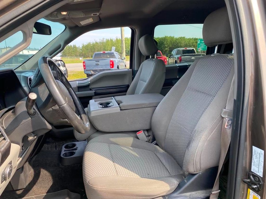 2017 Ford F-150 XLT ENSEMBLE  XTR 302A in Matane, Quebec - 10 - w1024h768px
