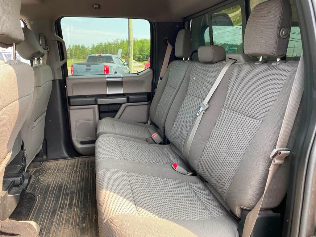 2017 Ford F-150 XLT ENSEMBLE  XTR 302A in Matane, Quebec - 7 - w1024h768px