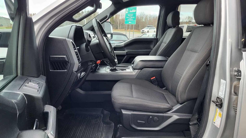 2019 Ford F-150 XLT Sport in Matane, Quebec - 14 - w1024h768px